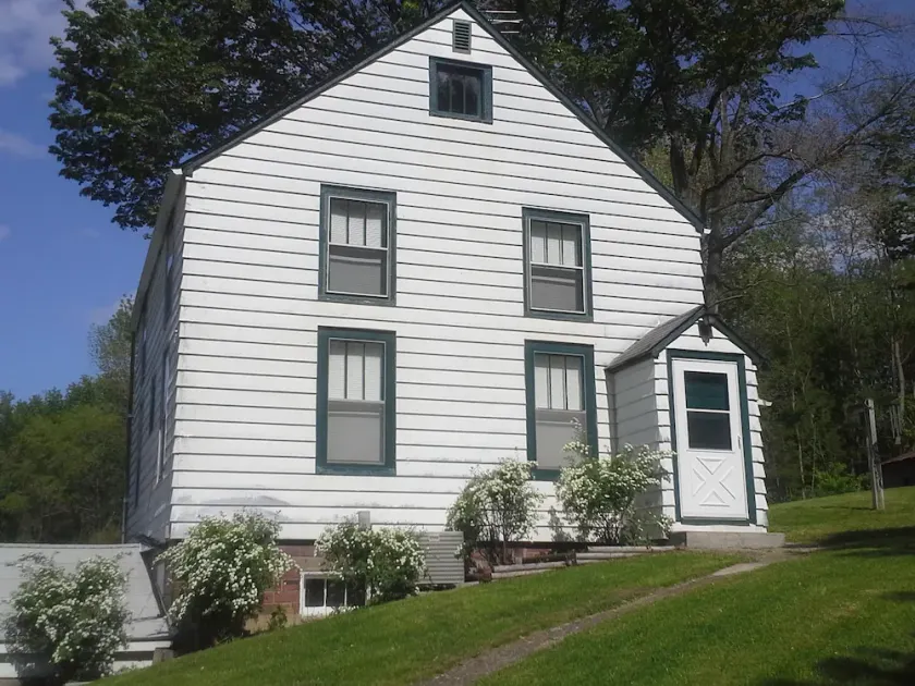 4br Wonderful Farm Home for vacationing, reunions, biking, hunting, fishing - Image 1