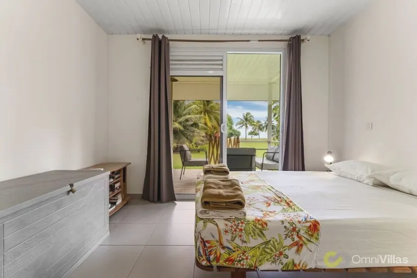 Seaside Paradise Retreat - 3BR House in Moorea - Image 1