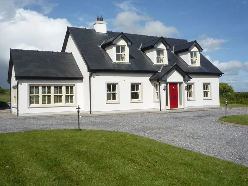 Derryleigh House Boherbue by Trident Holiday Homes - Image 1