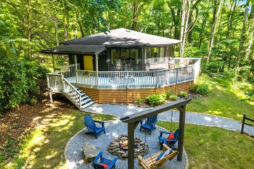 Round Cabin with Firepit near Boone/Blowing Rock/Banner Elk/Ski Slopes/App State - Image 1