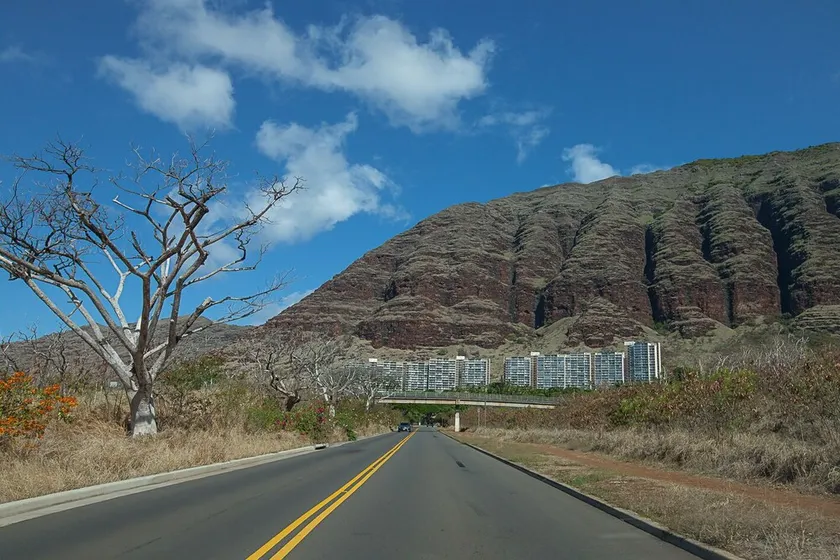 Amazing Views 13th Floor 1-Bedroom Makaha Valley - Image 1