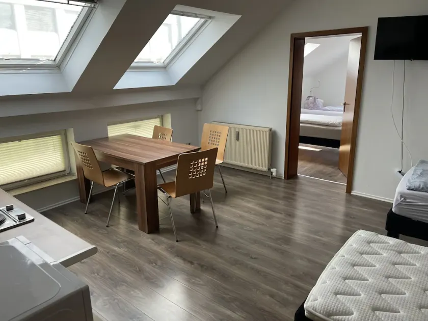 Apartment-Budget-Private Bathroom-City view-Apartment für 3 Personen - Image 1
