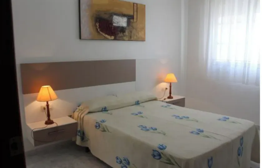 Apartment - Standard floor - with terrace - Image 1
