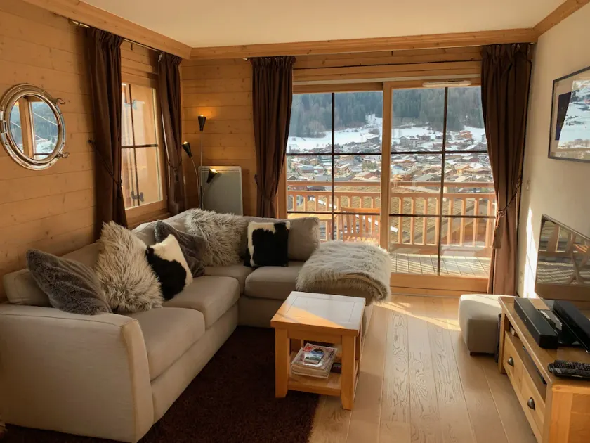 Zentral gelegene 2-Zimmer-Wohnung mit herrlichem Blick nach Süden - Image 1
