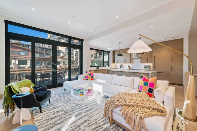 One Riverfront Townhome 13 - Image 1