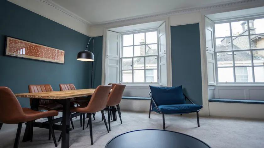 Elegant 3BD Georgian Retreat in Perth City Centre - Image 1