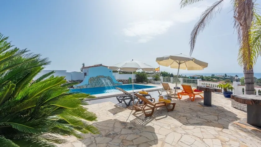 Cortijo La Tata Almayate Alto by Ruralidays - Image 1