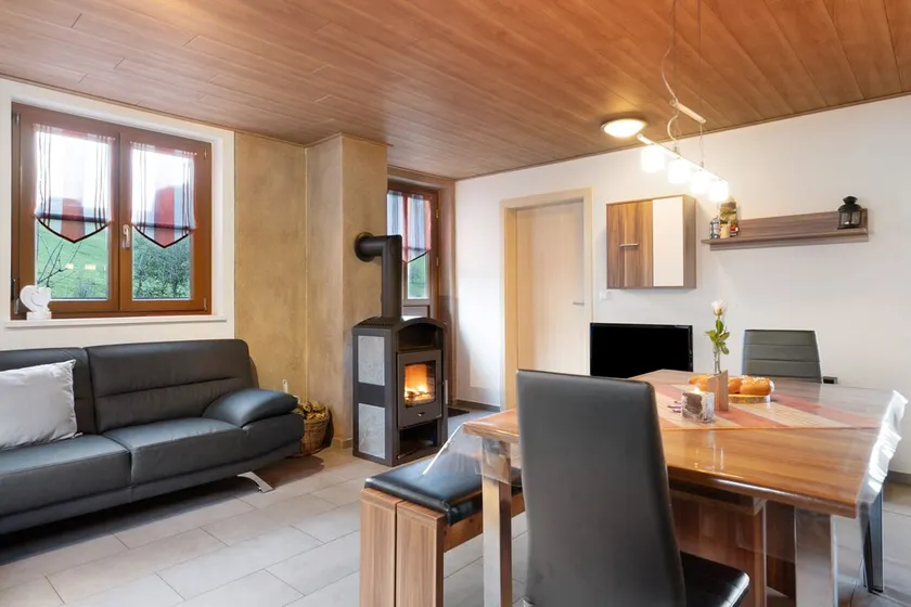 Appartamento 'Ferienwohnung Landwassereckblick' con vista sulle montagne, giardino in comune e Wi-Fi - Image 1
