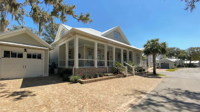 ETE SANS FIN @ OCEAN OAKS 4 chambres, 4. 5 salles de bain - Image 1