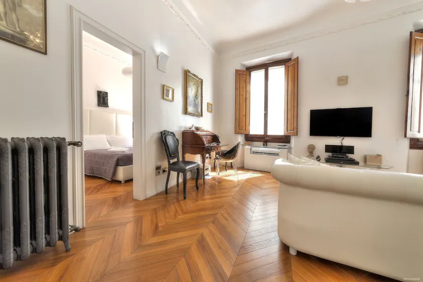 Suite Deluxe: Luxe 1BR avec baignoire spa - 4 minutes de Duomo. Pas de coûts sup - Image 1