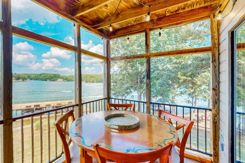 Another Tequila Sunrise - Lakefront condo with breathtaking views & accessible - Image 1