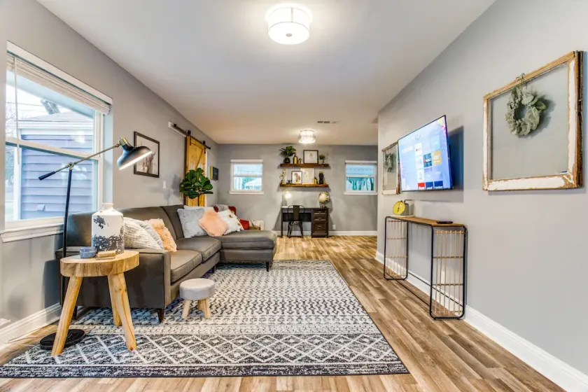 Hideaway of Fort Worth- West of downtown - Image 1