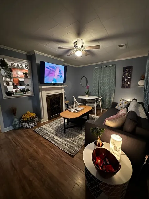 {Bunga-YOLO} Fun and Games in CLT's Best Neighborhood. Hot Tub NEW and working! - Image 1