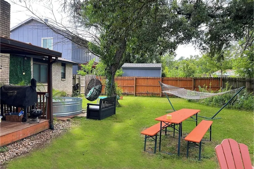 Large Yard, Deck + Stock Tank Pool - Image 1