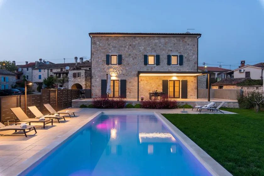 Villa Daniela mit Pool für 6 Personen in Porec, 50m vom Restaurant  entfernt - Image 1