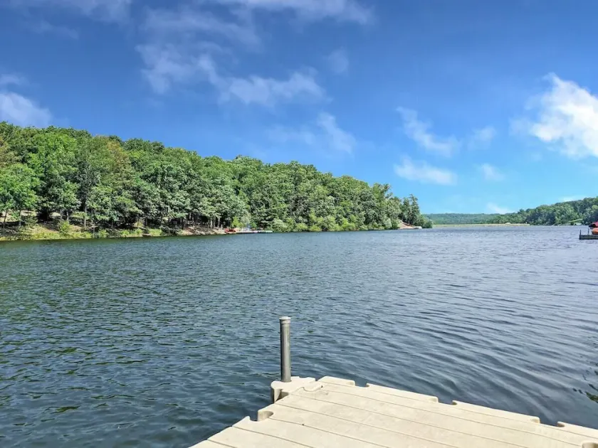 WOW! Lakefront Getaway. Fully Updated 3 Bedroom On Lake Brittany; Awesome Views! - Image 1
