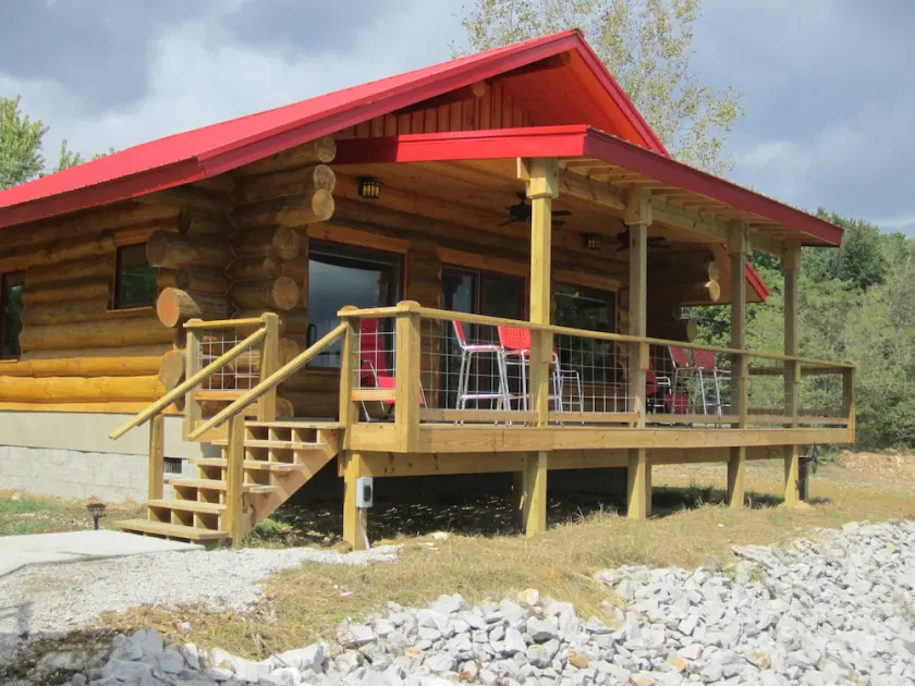 BIG TIMBER RIVER CABINS \"The Eagle's Nest\" - Image 1
