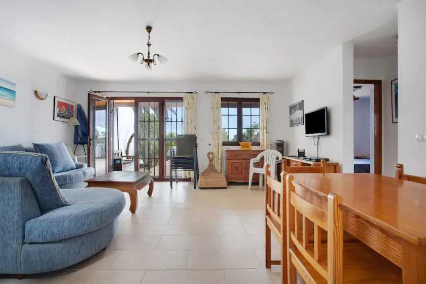 Ferienwohnung \"Puerto Chico V\" mit Meerblick, gemeinschaftlich genutztem Pool & WLAN - Image 1