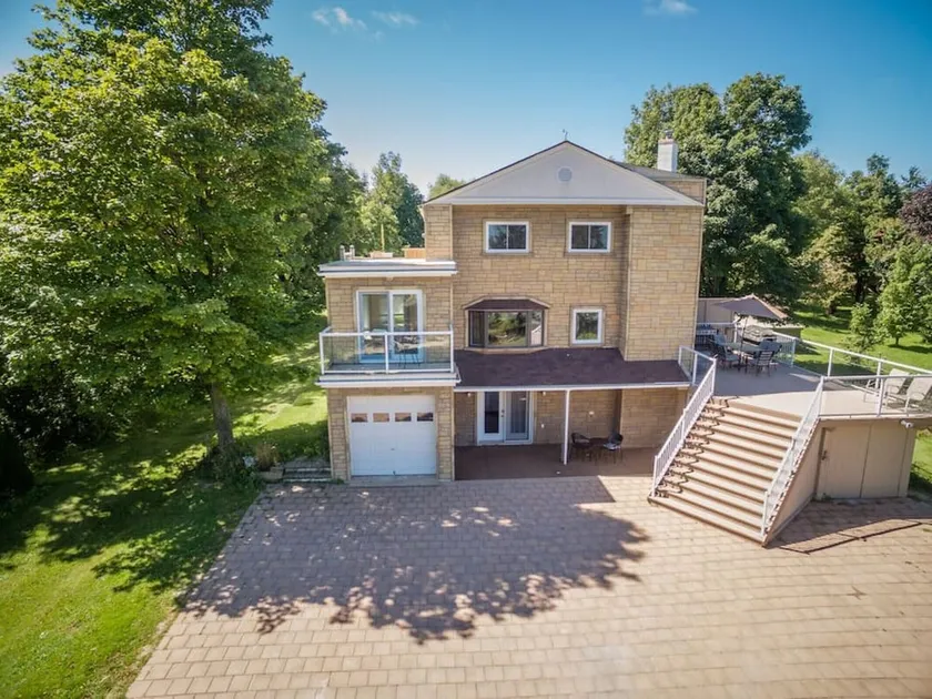 Paradise Manor: Mountaintop w/ Hot tub & Sauna  (96216) - Image 1