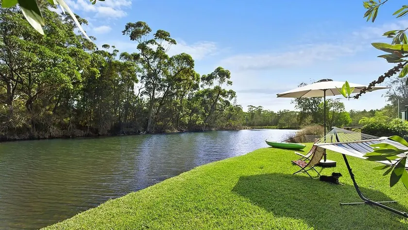 Lake Frontage at Lake Tabourie - Image 1