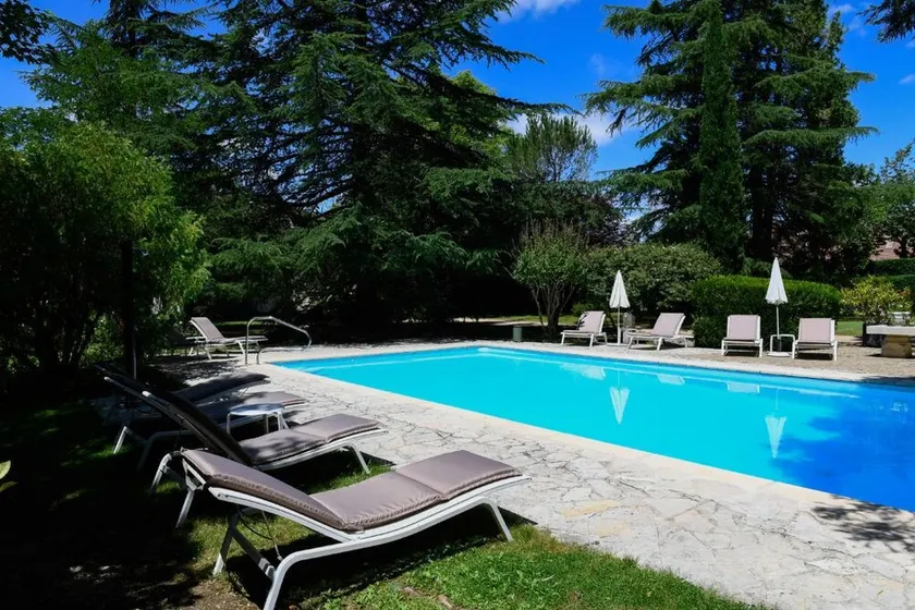 2 person house with heated pool in Martel (Lot - Dordogne), France - Image 1