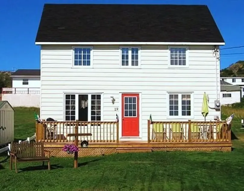 Historic Saltbox House overlooking  the ocean. - Image 1