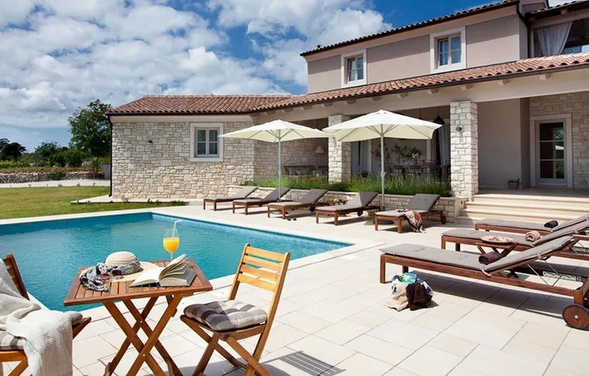 Stunning home in Divsici with WiFi - Image 1