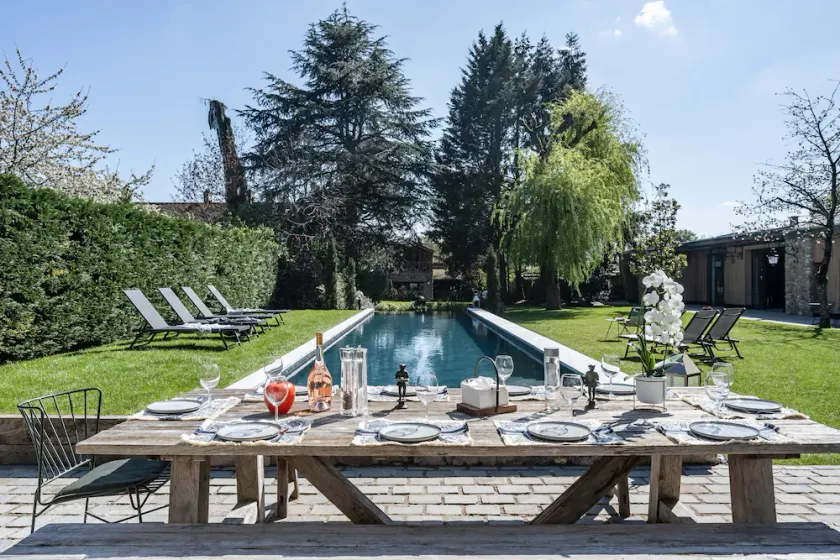 Luxury, quiet,  - Image 1