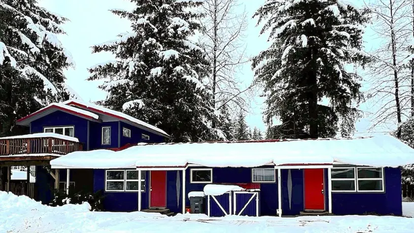 Nugget Place-Includes three separate two bedroom units near Mendenhall Glacier-DISCOUNTS ON TOURS! - Image 1