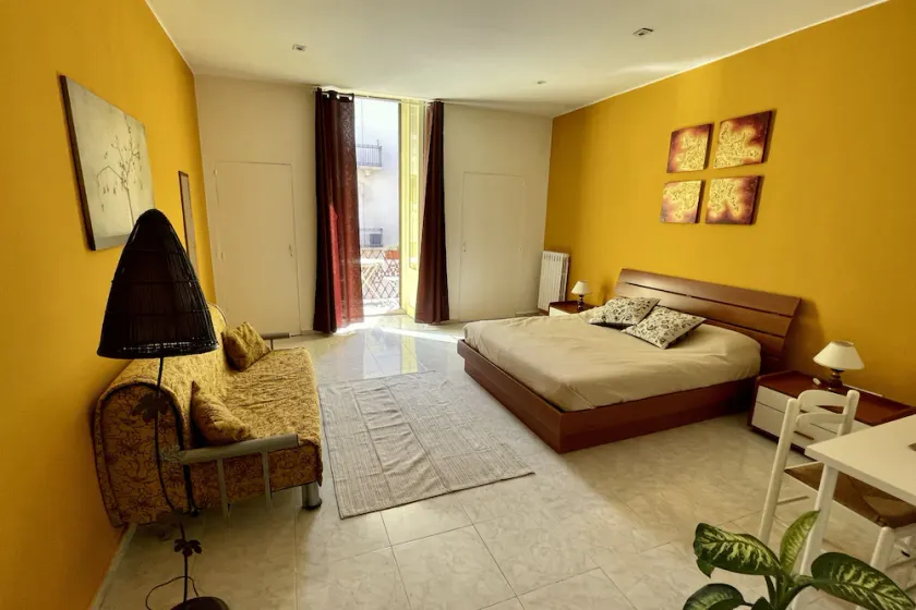 Apartment for families & friends - Image 1