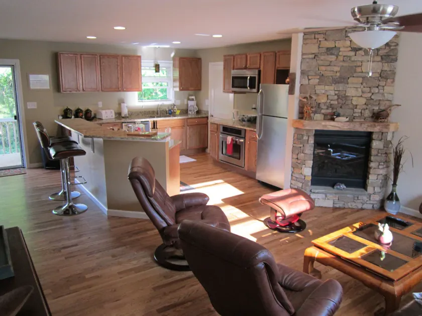 Downtown Brevard Cottage - Hot Tub /  Walk To Town - Image 1
