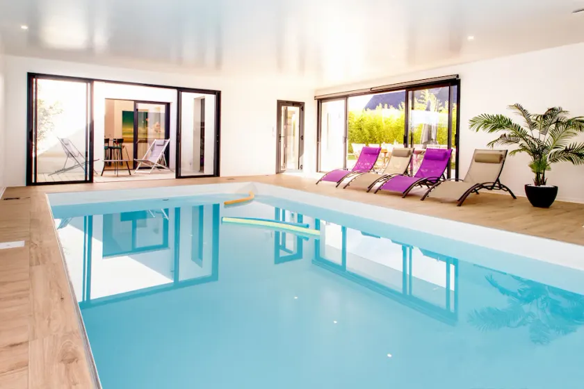 Magnificent villa *****, close to beaches, swimming pool 29°, enclosed garden. - Image 1