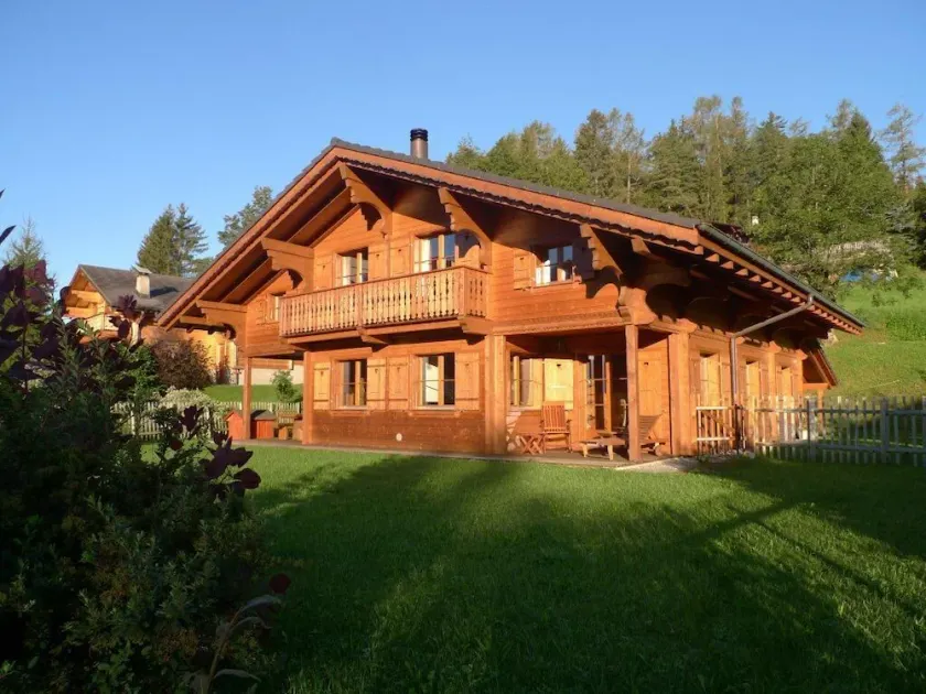 Charmantes, familienfreundliches Chalet in den Schweizer Alpen in der Nähe von Skiliften und Radwegen - Image 1