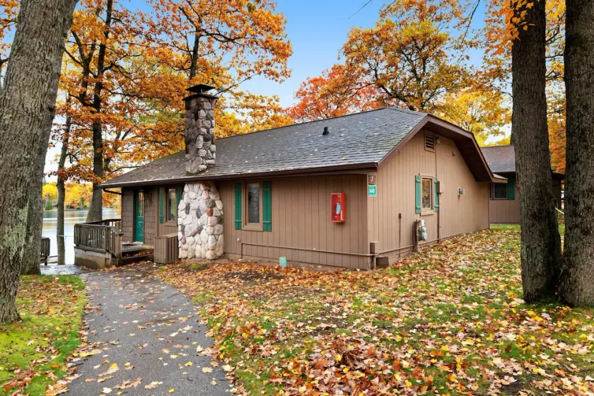 Chanticleer Inn Villa 7 - Image 1