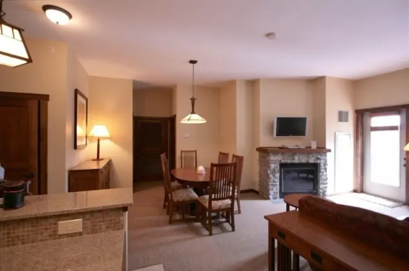 Soaring Eagle Lodge - Snowshoe's Newest, Platinum Rated - Image 1