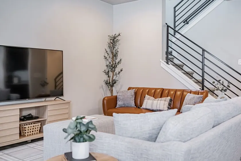 Brand New Townhome sleeps 12. - Image 1