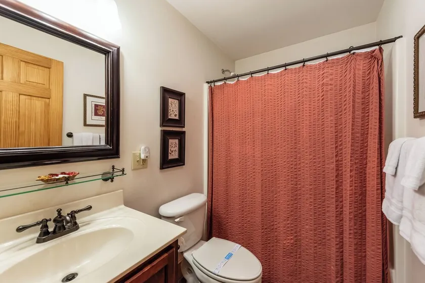 Above the River | 5 Min. Walk to Private Riverfront area | Hot Tub - Image 1