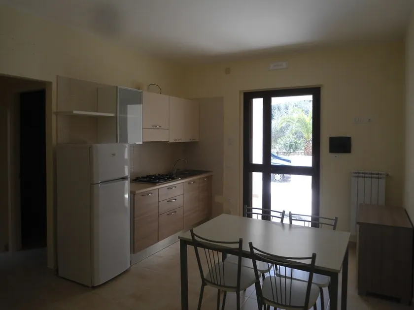 Villa in Vieste 150 m from the sea and from the beach with veranda and garden. - Image 1