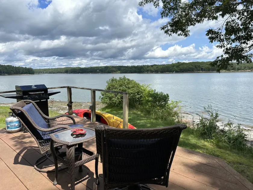 Waterfront, Updated Oceanfront Gem for 2, near Bowdoin College, Harpswell, and much more! - Image 1