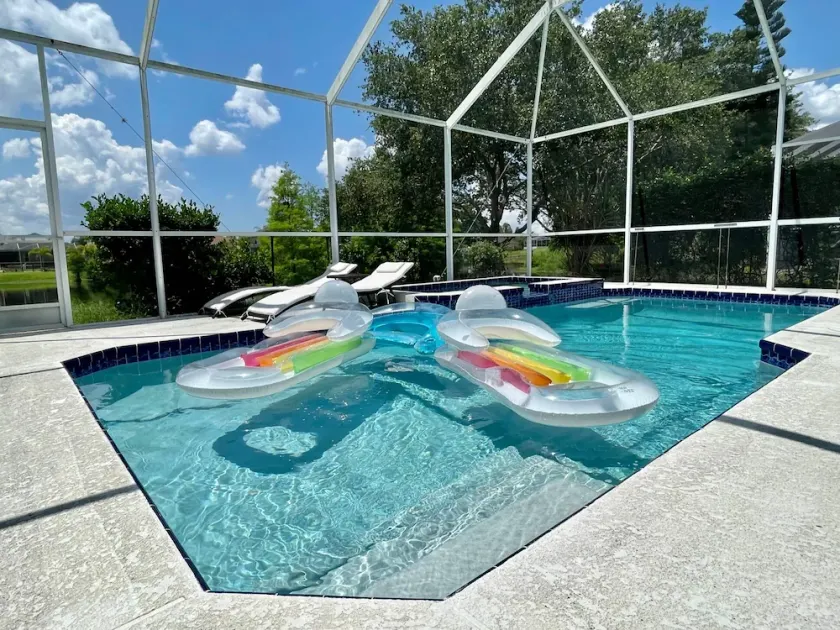 Relaxing 3BED 2BATH POOL Home w. Pond View & HOT TUB - Image 1