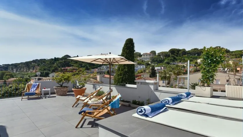 Pragtfuld 3 værelses Triplex med smuk havudsigt terrasse, Center Village - Image 1