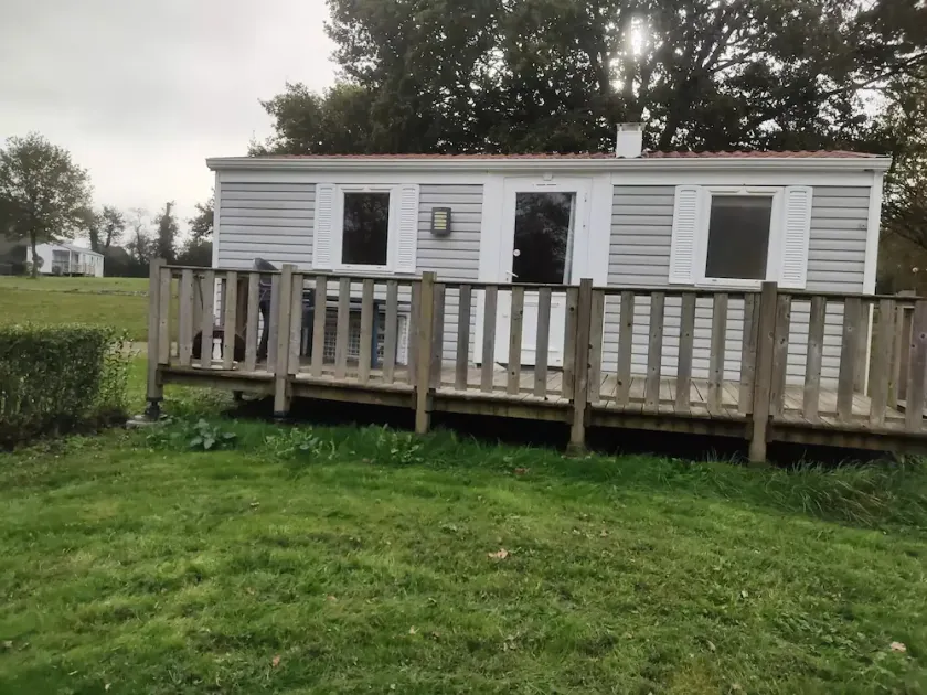 Camping Deffay **** - Chalet 3 værelser 4 personer - Image 1