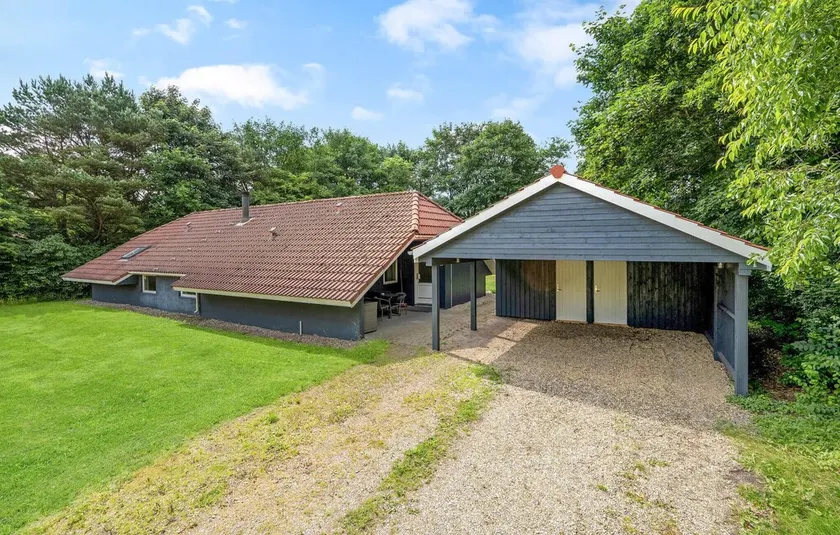 Härligt hus i Oksbøl med bastu - Image 1