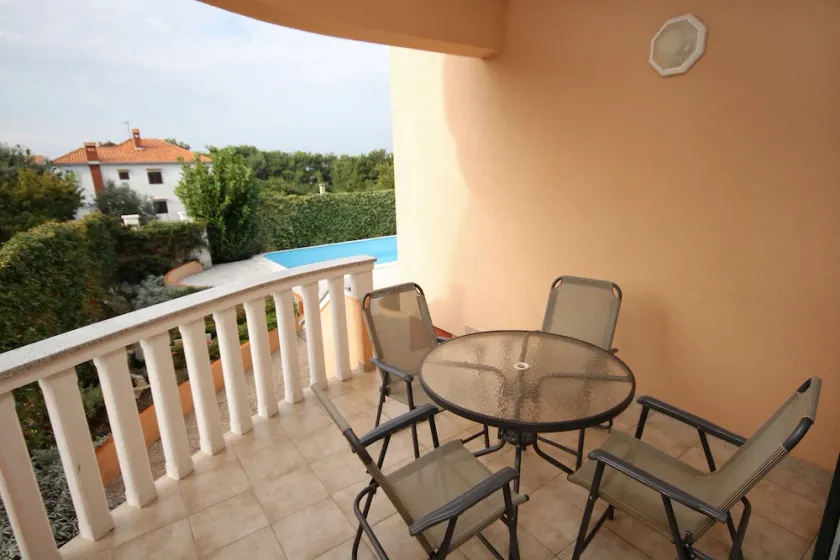 2-Zimmer-Ferienwohnung mit Terrasse Zadar - Diklo, Zadar (A-5774-b) - Image 1
