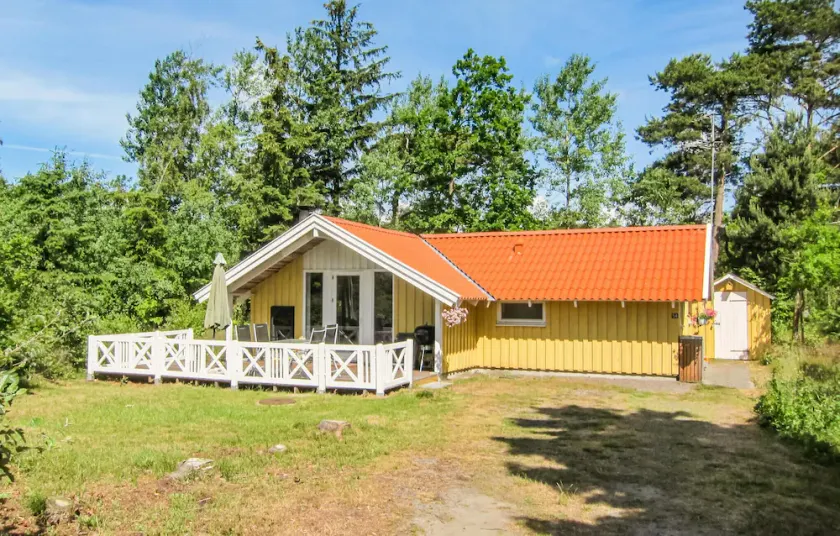 3 Bedroom Cozy Home In Nexø - Image 1