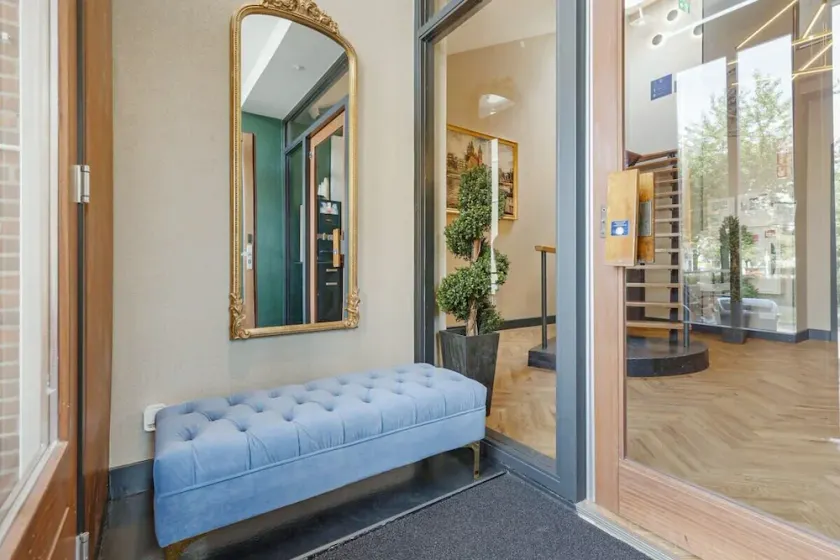 High-end boutique apartment near city center! - Image 1