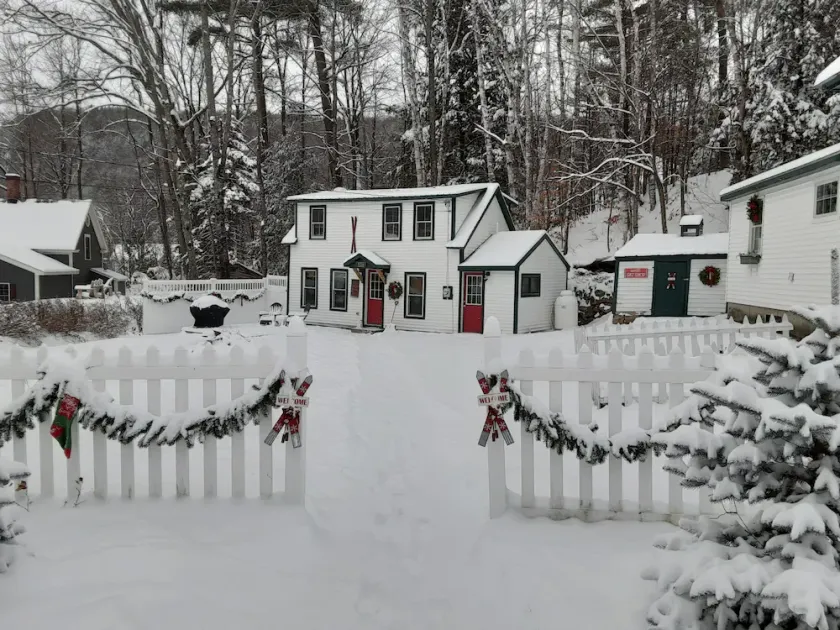 Eventyr til bjergene i New Hampshire ved en fantastisk bjergflugt! - Image 1