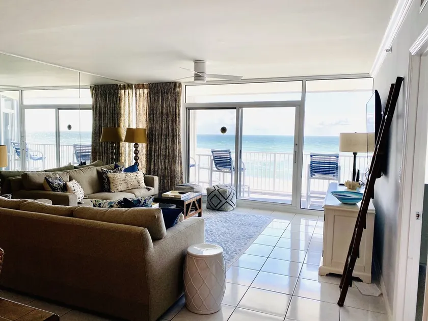Gorgeous Oceanfront 3 Bed/3 Bath-Feels Like You Are Floating On the Water! - Image 1