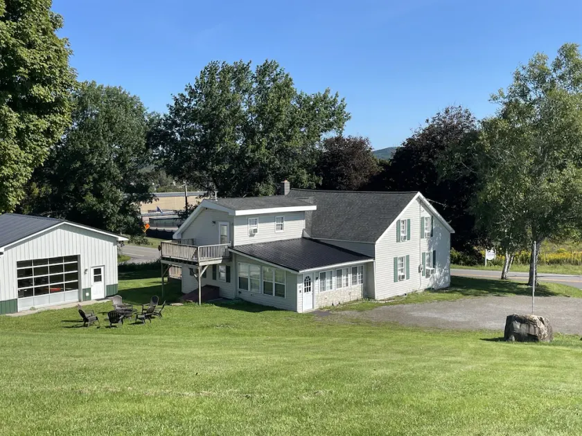 Across from Dream Park -  6 bdrms - 3 baths - game room! - Image 1