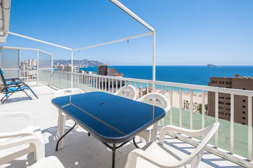 Grande appartamento con terrazza, griglia e giardino | Vicino alla spiaggia - Image 1